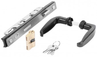 Închidere poartă Strend Pro METALTEC DUO, inserție din oțel inoxidabil, încuietoare, chei, scut, opritor, 2x mâner, RAL7